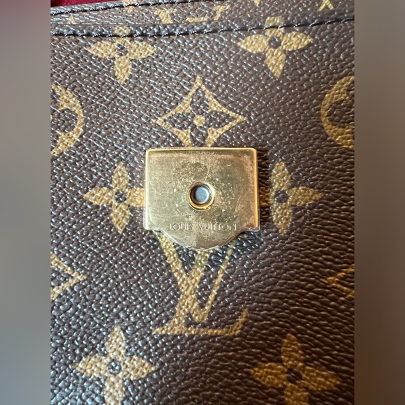 Louis Vuitton Passy - Picture 12 of 17